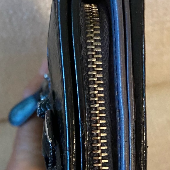 Balenciaga Black Leather Wallet, with generic silver chain included - Picture 11 of 16